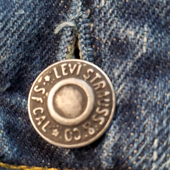 511 levis jean shorts - Picture 2 of 6
